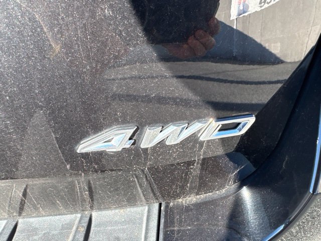 Used 2023 Ford Explorer XLT w/ Equipment Group 202A AWD/4WD image 9