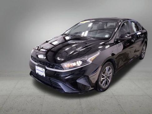 Used 2023 Kia Forte LXS w/ LXS Technology Package image 1