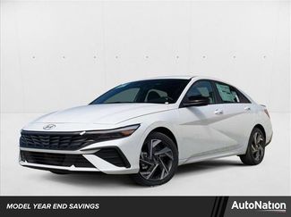 New 2025 Hyundai Elantra SEL video 1