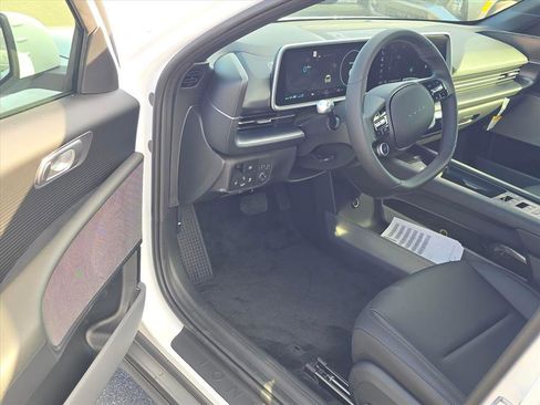 New 2025 Hyundai Ioniq 6 SEL image 10