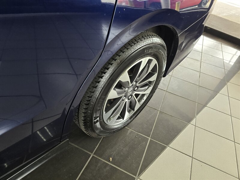 Used 2023 Honda Odyssey EX-L image 36