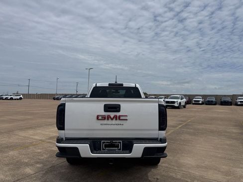 Used 2021 GMC Canyon Elevation Standard w/ Convenience Package RWD image 17