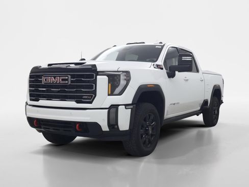 Used 2024 GMC Sierra 2500 AT4 w/ AT4 Premium Plus Package AWD/4WD image 3