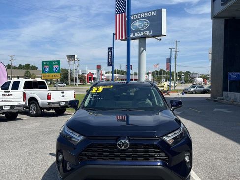 Used 2023 Toyota RAV4 XLE Premium image 8