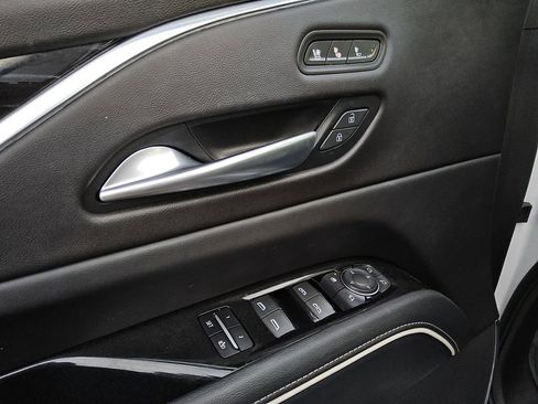 Used 2023 Cadillac Escalade ESV Sport w/ Touring Package image 18