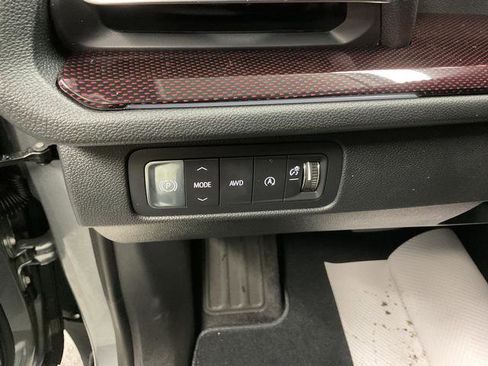 New 2026 Chevrolet Traverse Z71 w/ Driver Confidence Package image 11