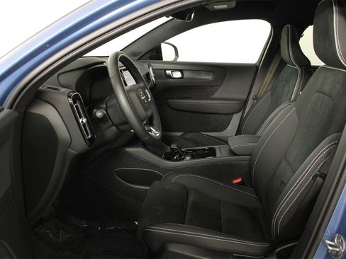 Certified 2023 Volvo C40 P8 Recharge Plus image 29