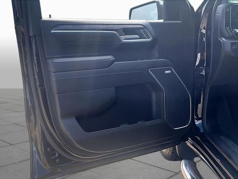 Certified 2022 Chevrolet Silverado 1500 LTZ w/ LTZ Convenience Package II RWD image 22