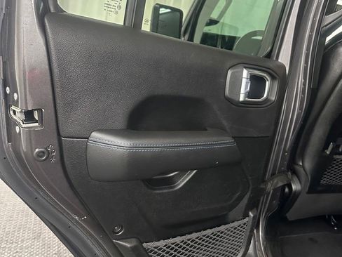 Used 2022 Jeep Wrangler Unlimited Rubicon 4xe w/ Steel Bumper Group image 27