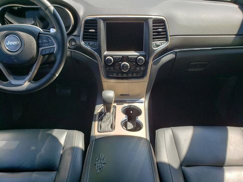 Used 2017 Jeep Grand Cherokee Limited AWD/4WD image 14