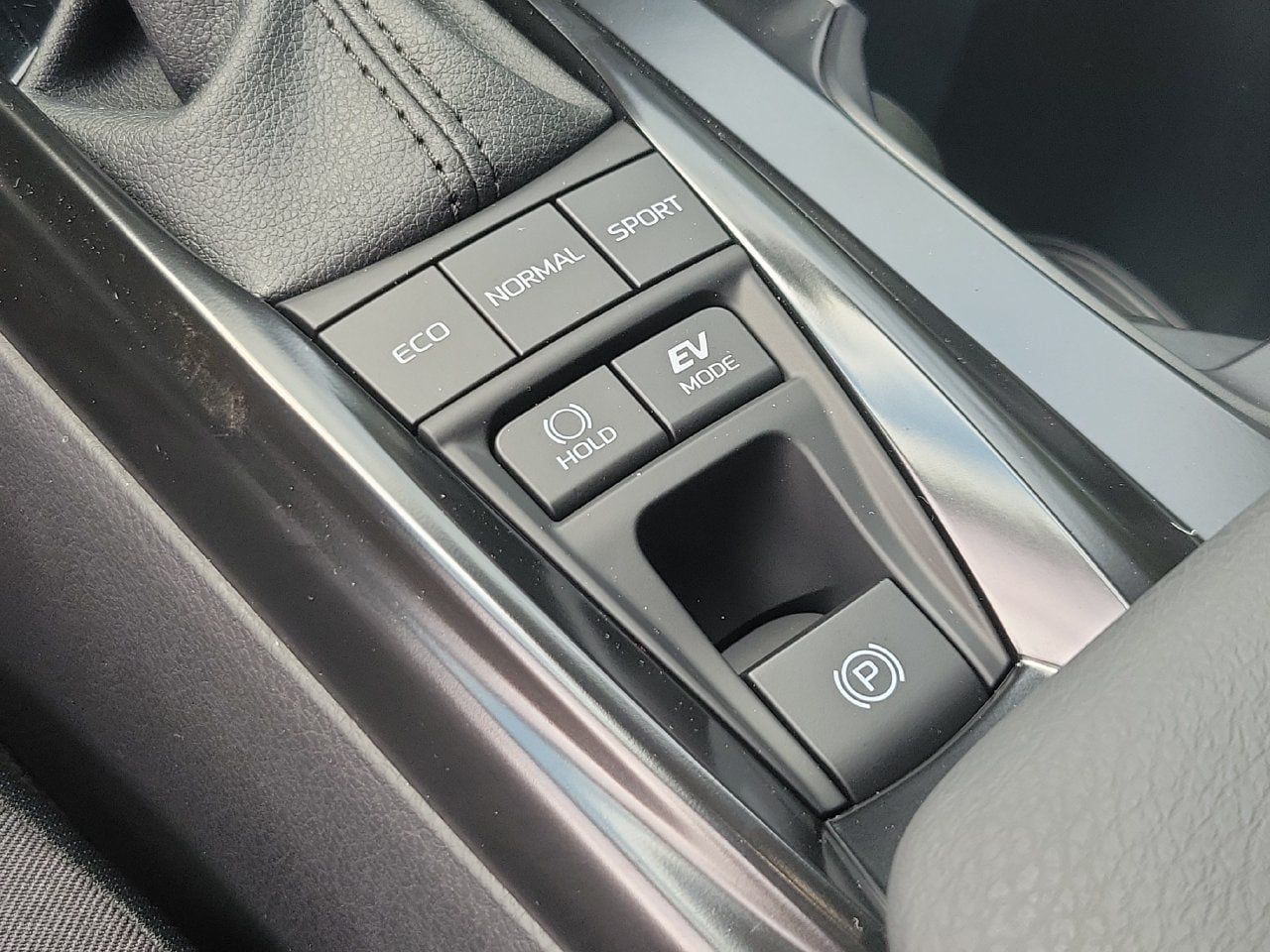 Used 2026 Toyota Camry LE FWD image 29