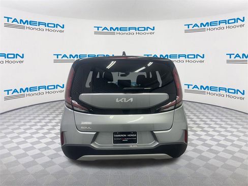 Used 2024 Kia Soul LX w/ Option Group 015 image 4