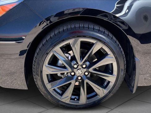Used 2025 Toyota Corolla SE FWD image 11