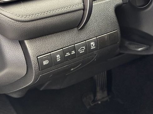 Used 2023 Toyota Camry SE AWD/4WD image 18