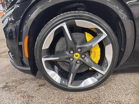 Used 2025 Ferrari Purosangue image 36
