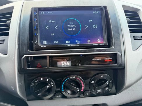 Used 2014 Toyota Tacoma 2WD Access Cab w/ SR5 Package image 13