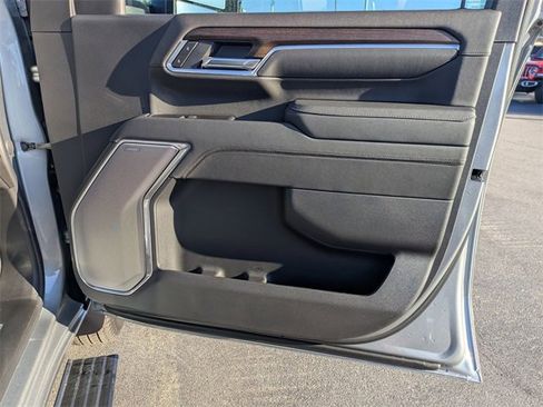 New 2026 Chevrolet Silverado 3500 High Country w/ High Country Premium Package image 39