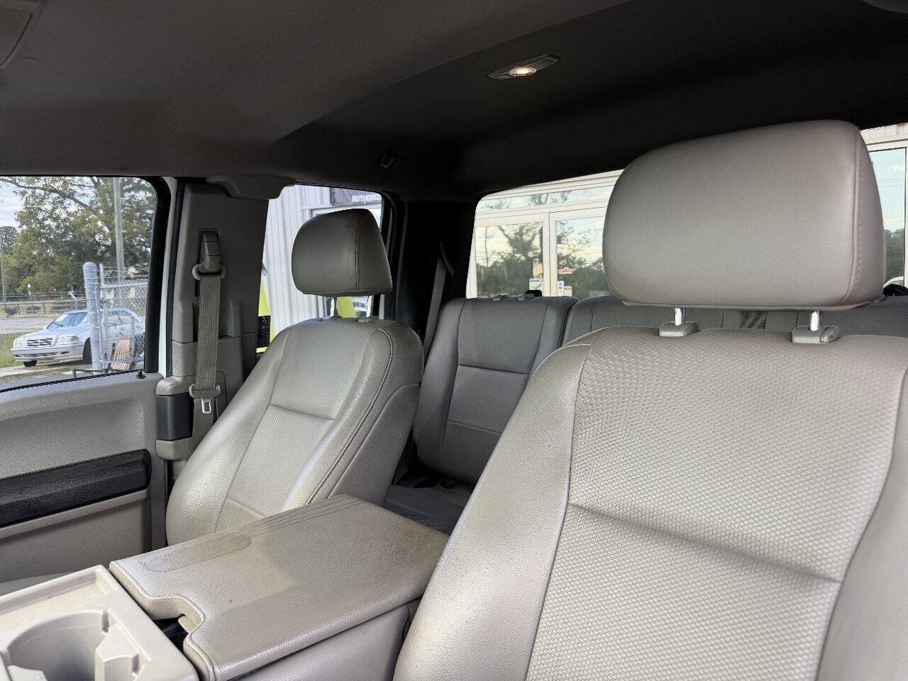 Used 2017 Ford F250 XL w/ Power Equipment Group AWD/4WD image 12