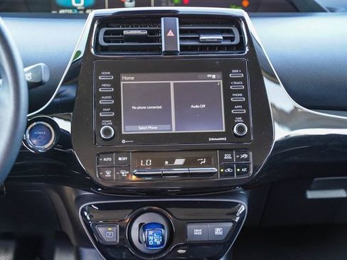 Used 2022 Toyota Prius LE image 14