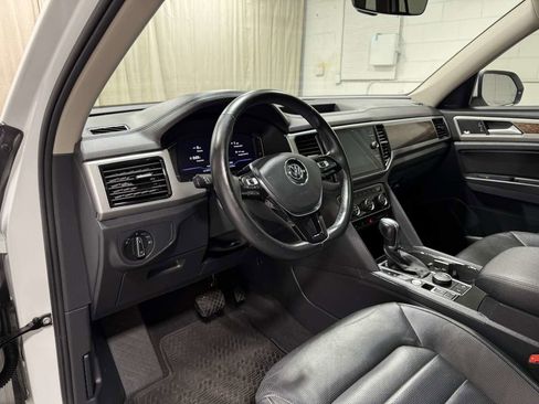 Used 2019 Volkswagen Atlas SEL Premium image 10