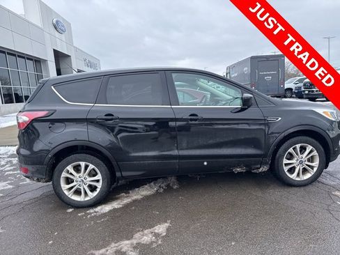 Used 2017 Ford Escape SE w/ SE Cold Weather Package image 7