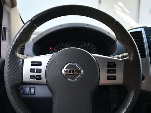 Used 2015 Nissan Frontier SV w/ SV Value Truck Package image 10