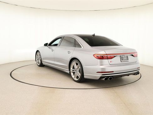 Used 2021 Audi S8 L w/ Full Leather Package image 4