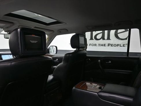 Used 2019 Nissan Armada Platinum w/ Captain's Chairs Package image 26