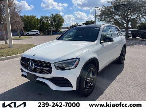 Used 2022 Mercedes-Benz GLC 300 4MATIC image 2