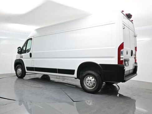 Used 2022 RAM ProMaster 2500 image 6