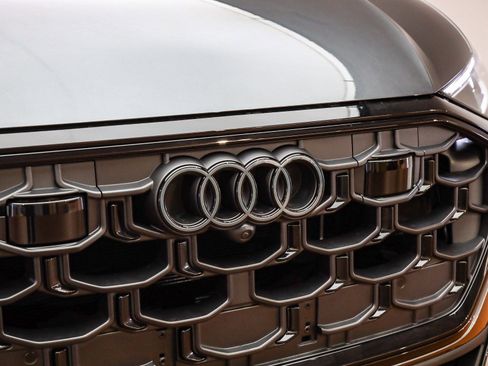 New 2026 Audi Q8 Prestige image 7