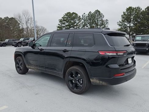 New 2026 Jeep Grand Cherokee L Limited w/ Limited Altitude Package RWD image 6