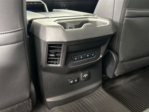 Used 2023 Toyota Tundra Platinum w/ Advanced Package image 37