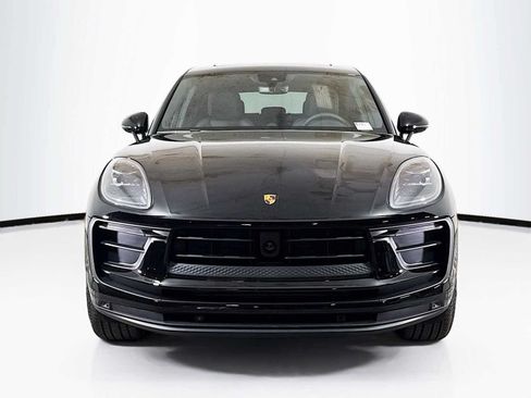 New 2025 Porsche Macan AWD/4WD image 6