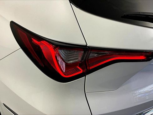 Certified 2024 Acura MDX SH-AWD image 22