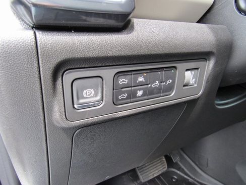 New 2026 GMC Hummer EV 4x4 Crew Cab image 11