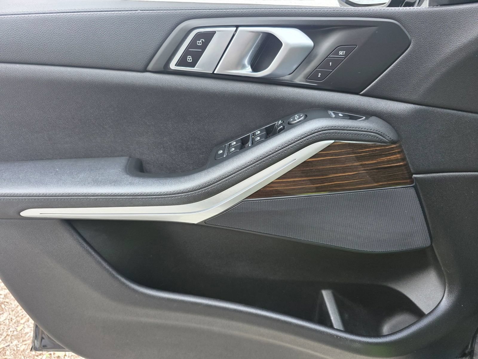 Used 2019 BMW X5 xDrive40i w/ Convenience Package AWD/4WD image 25