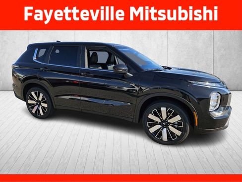 New 2026 Mitsubishi Outlander AWD image 1
