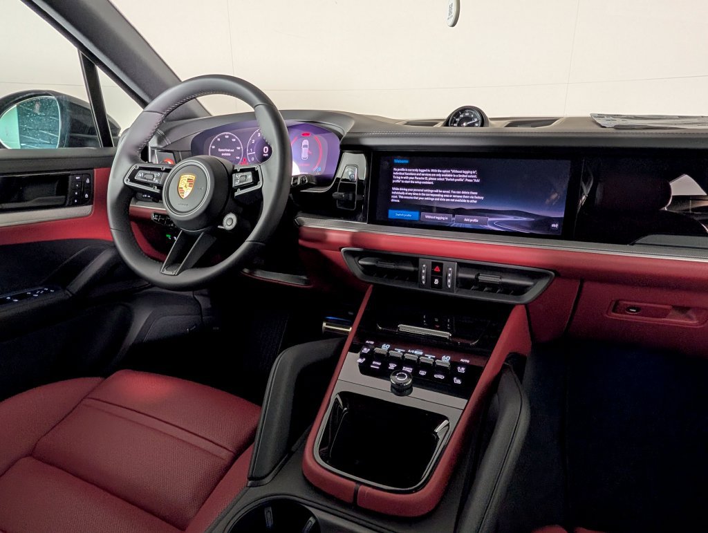 New 2026 Porsche Cayenne S AWD/4WD image 22