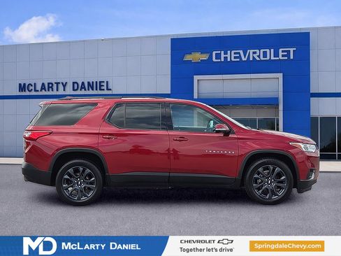 Used 2020 Chevrolet Traverse RS w/ LPO, Floor Liner Package AWD/4WD image 6