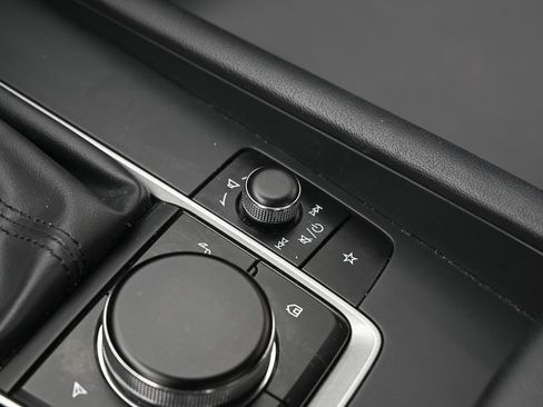 Certified 2023 MAZDA MAZDA3 s image 33