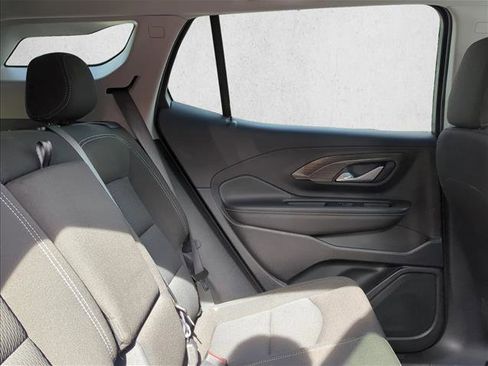 Used 2024 GMC Terrain SLE image 20