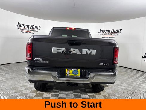 Used 2026 RAM 2500 Big Horn AWD/4WD image 6