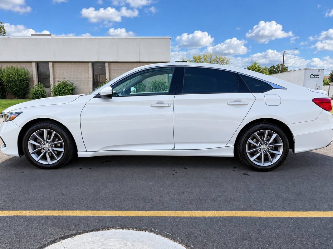 Used 2021 Honda Accord LX image 2