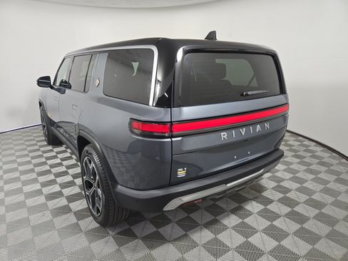Used 2024 Rivian R1S Adventure AWD/4WD image 3
