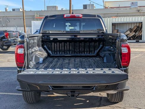Used 2023 GMC Canyon AT4 w/ Canyon Safety Plus Package AWD/4WD image 35