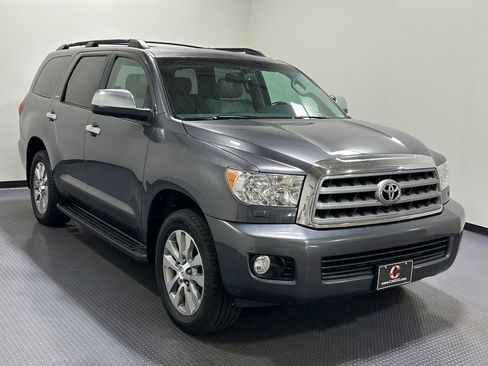 Used 2011 Toyota Sequoia Limited AWD/4WD image 4