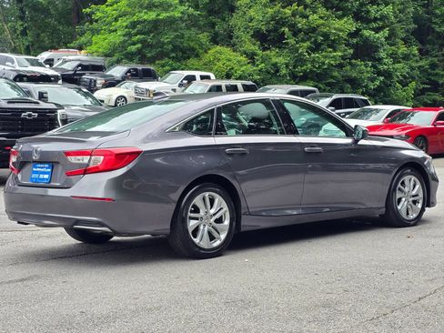 Used 2019 Honda Accord LX image 7