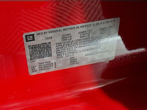 Used 2018 GMC Sierra 1500 SLT w/ SLT Premium Package image 12