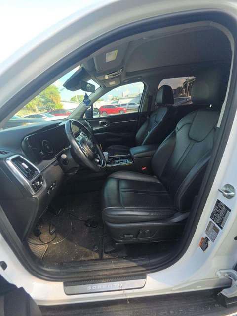 Used 2023 Kia Sorento SX FWD image 7